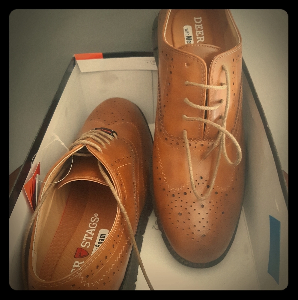 Men's dress shoes
